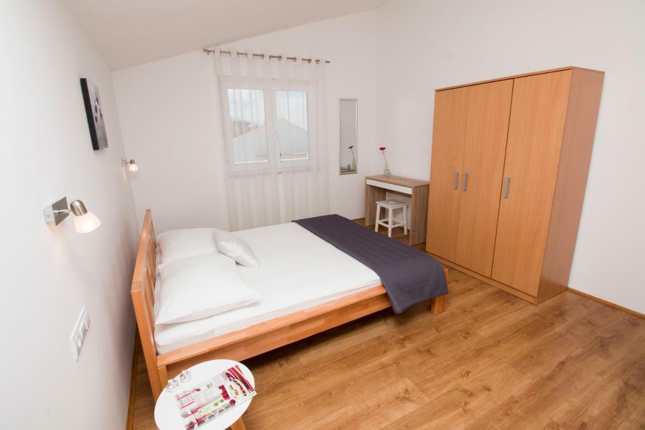 Apartments Liber Lokva Rogoznica Eksteriør bilde